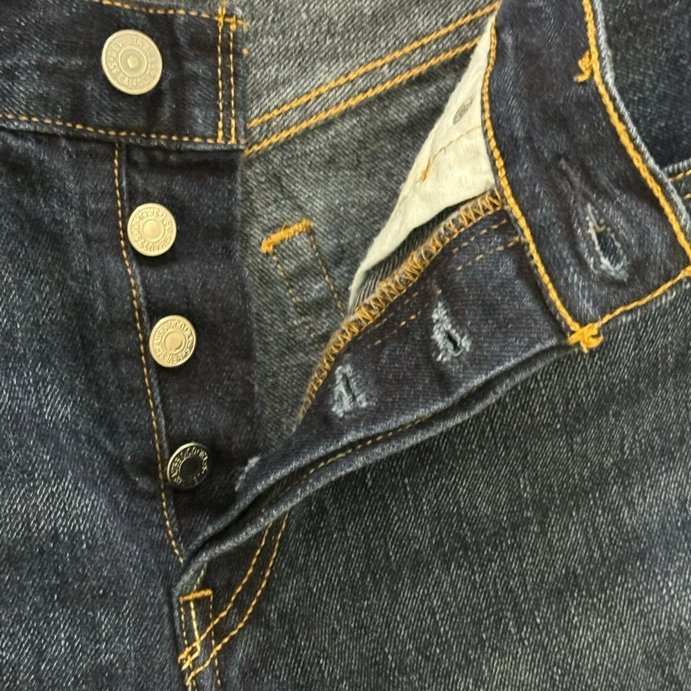 Levi’s 501 Denim  cut off shorts 27 c5